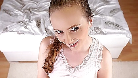 Hot and sexy babe in vr porn video with the best blowjob