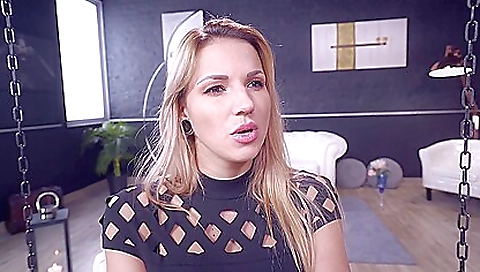 Nice babe deepthroat sex before getting fucked hard