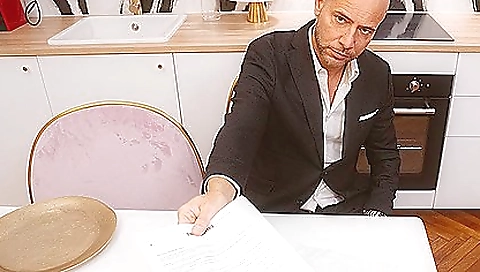 Sexy lawyer and her new client have a fun sex night at their vr house