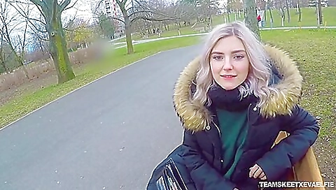 Hot blonde girl gets her pussy nailed in a hot outdoor scene