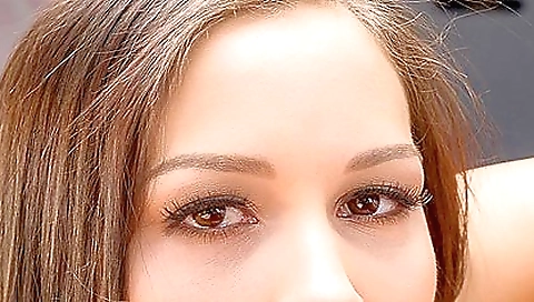 Brunette Babe Sloppy Sucking Your Dick With Karter Foxx