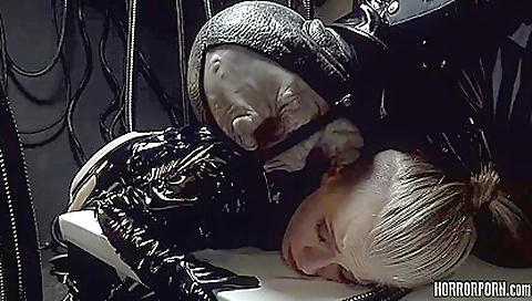 Blonde has anal sex with her boyfriend in bondage scene