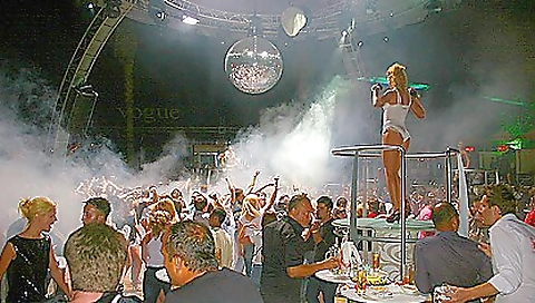 Blonde brunette and teen in high heels play with a dick