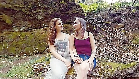 Brunette hottie with a tattooed face in vr porn video