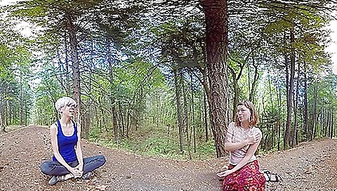 Blonde gets her mouth rubbed out by her partner in the outdoor casting